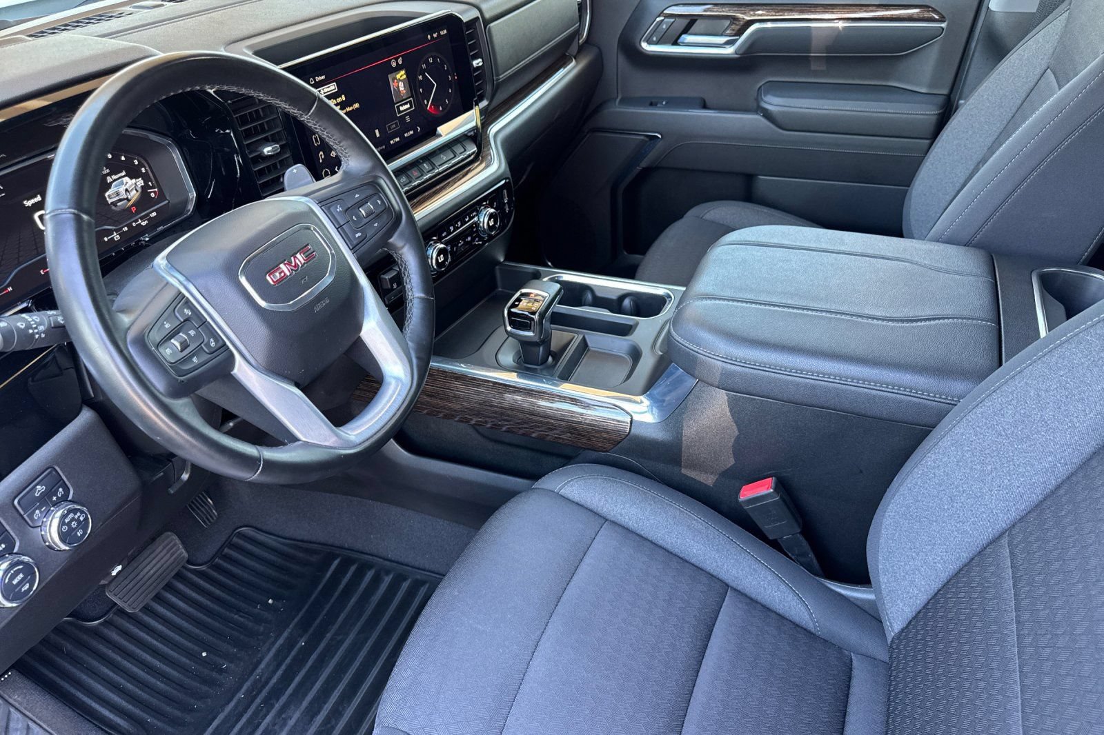 Certified 2023 GMC Sierra 1500 Elevation w/ X31 Off-Road Package AWD/4WD image 10