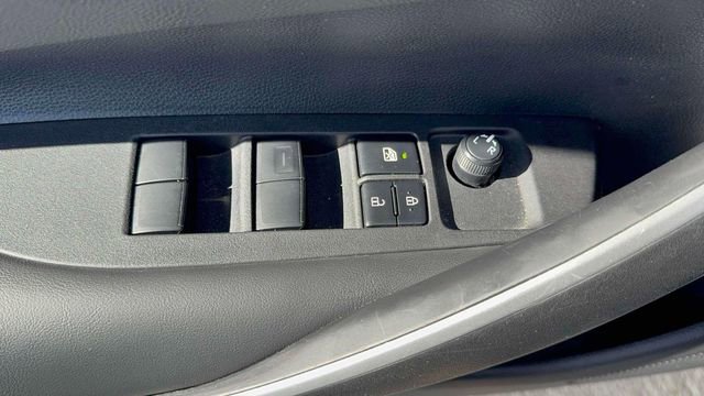 Used 2024 Toyota Corolla SE FWD image 15