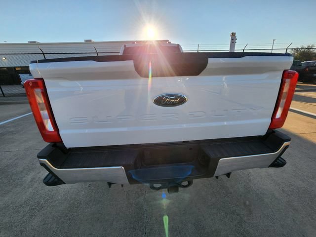 Used 2024 Ford F350 XLT w/ FX4 Off-Road Package AWD/4WD image 5