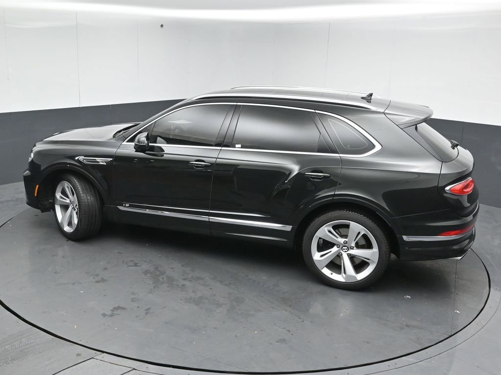 Used 2021 Bentley Bentayga image 43