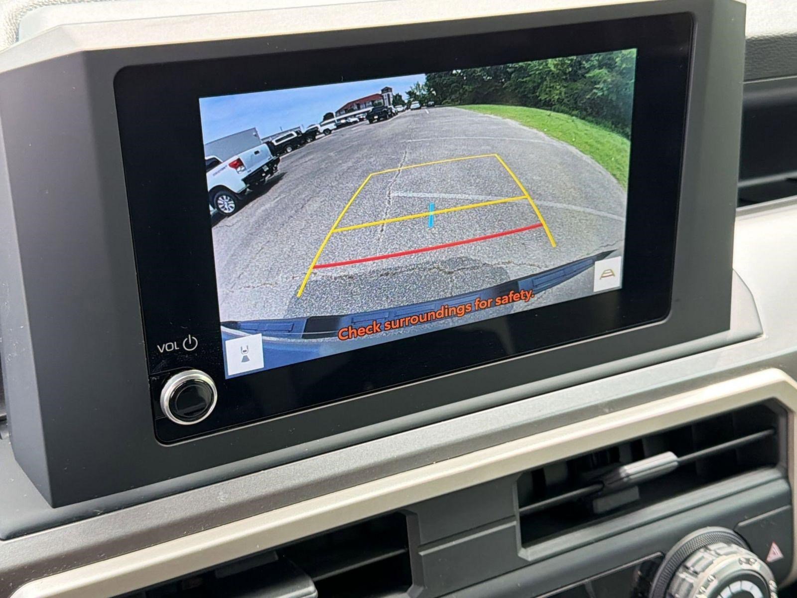 Used 2024 Toyota Tacoma TRD Off-Road AWD/4WD image 23