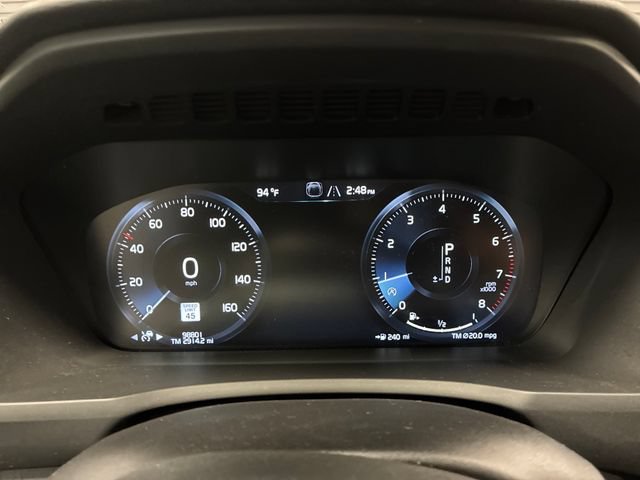 Used 2020 Volvo XC90 T5 Momentum w/ Protection Package Premier FWD image 15