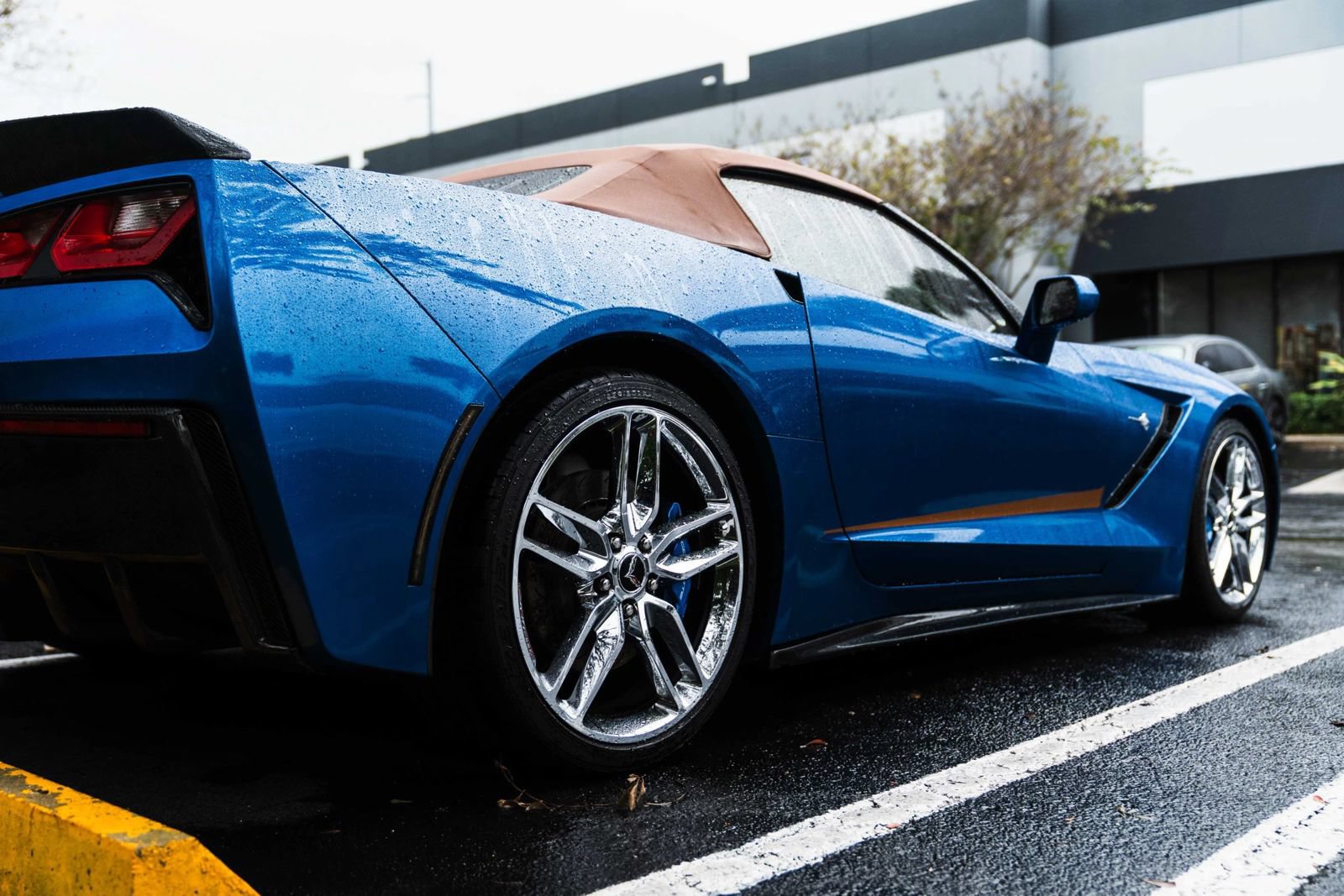 Used 2016 Chevrolet Corvette Stingray Convertible w/ 3LT Preferred Equipment Group RWD image 6
