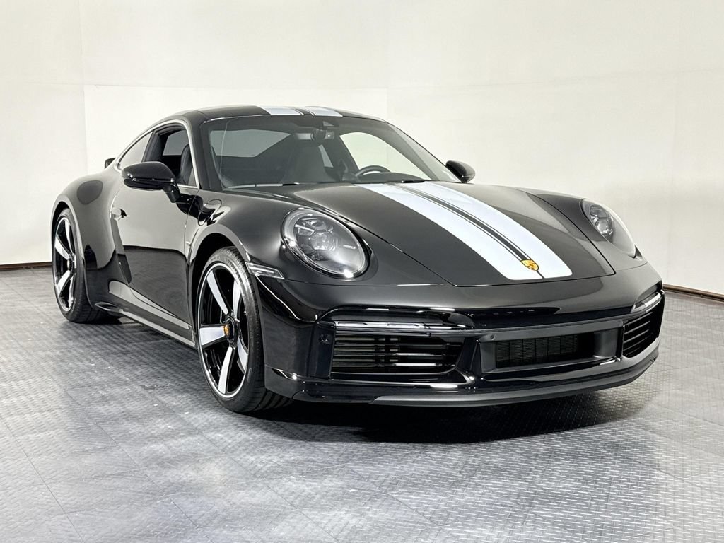 Certified 2023 Porsche 911 Sport Classic RWD image 9