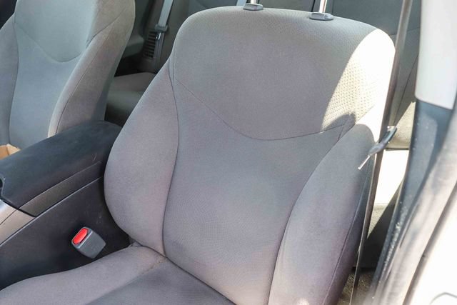 Used 2015 Toyota Prius Three w/ Preferred Accessory Package FWD image 15