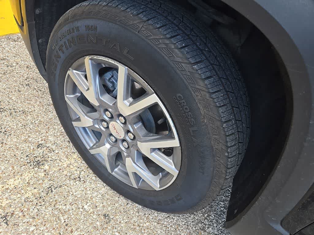 Used 2021 GMC Acadia SLT w/ Trailering Package FWD image 7