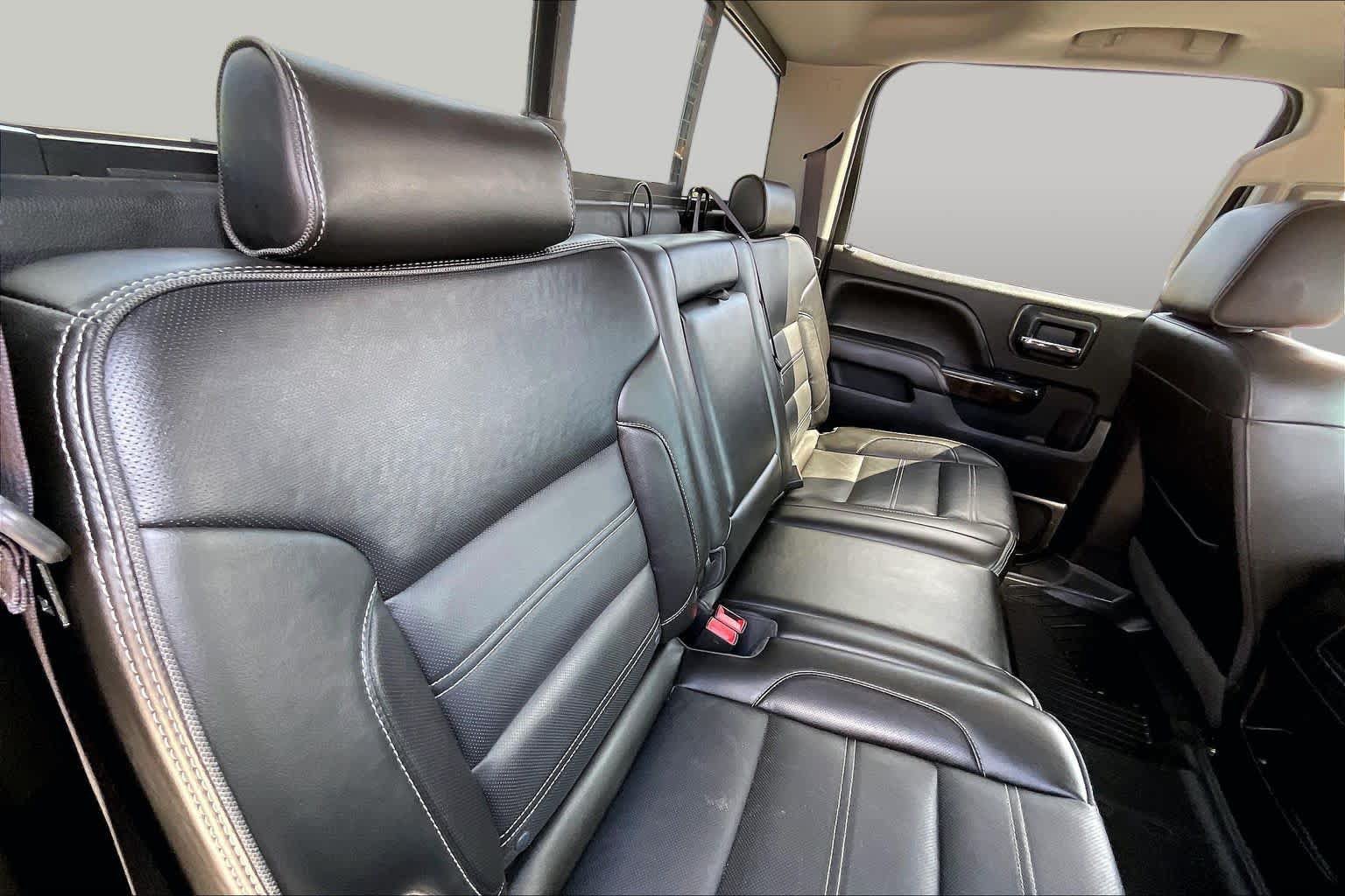 Used 2016 GMC Sierra 3500 Denali w/ Duramax Plus Package AWD/4WD image 20