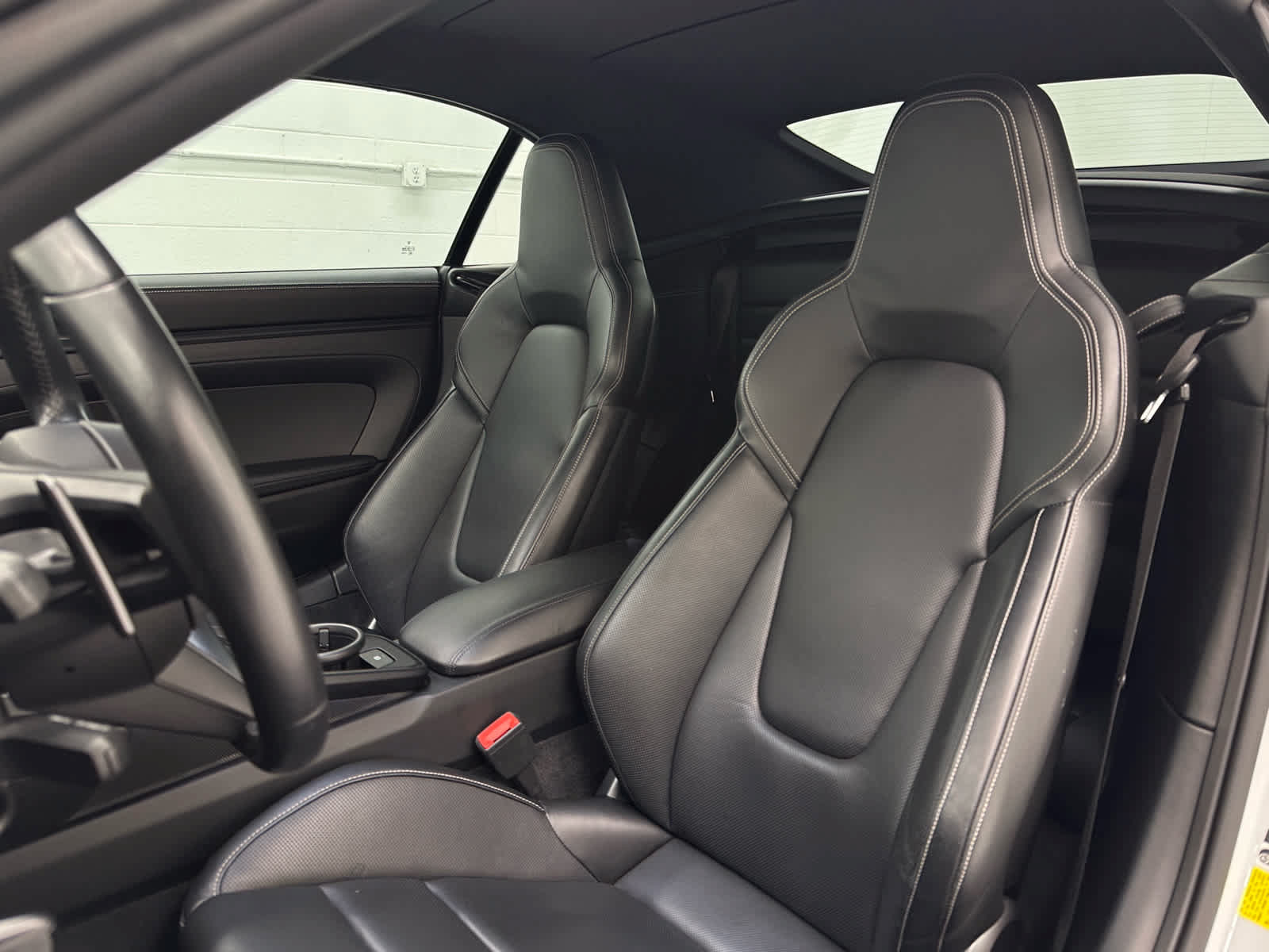 Used 2022 Porsche 911 Carrera GTS w/ Premium Package RWD image 20