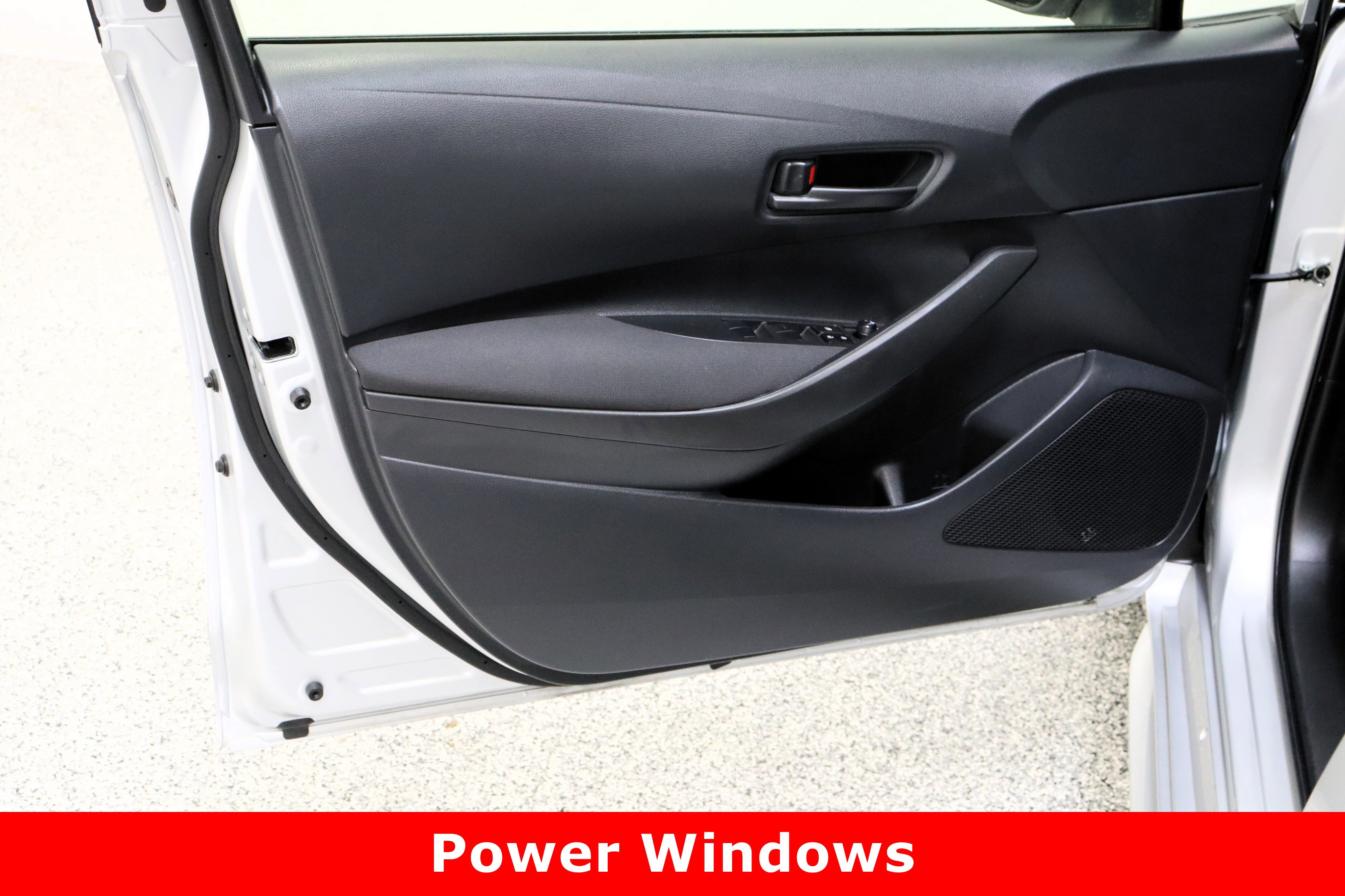 Used 2024 Toyota Corolla LE image 12