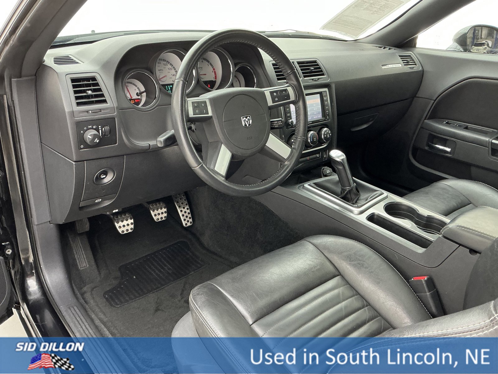 Used 2010 Dodge Challenger R/T image 15