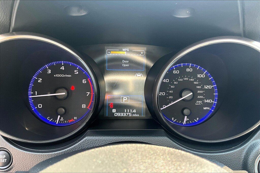 Used 2019 Subaru Outback 2.5i Limited AWD/4WD image 8