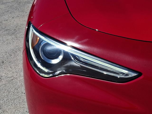 Used 2019 Alfa Romeo Stelvio AWD image 25