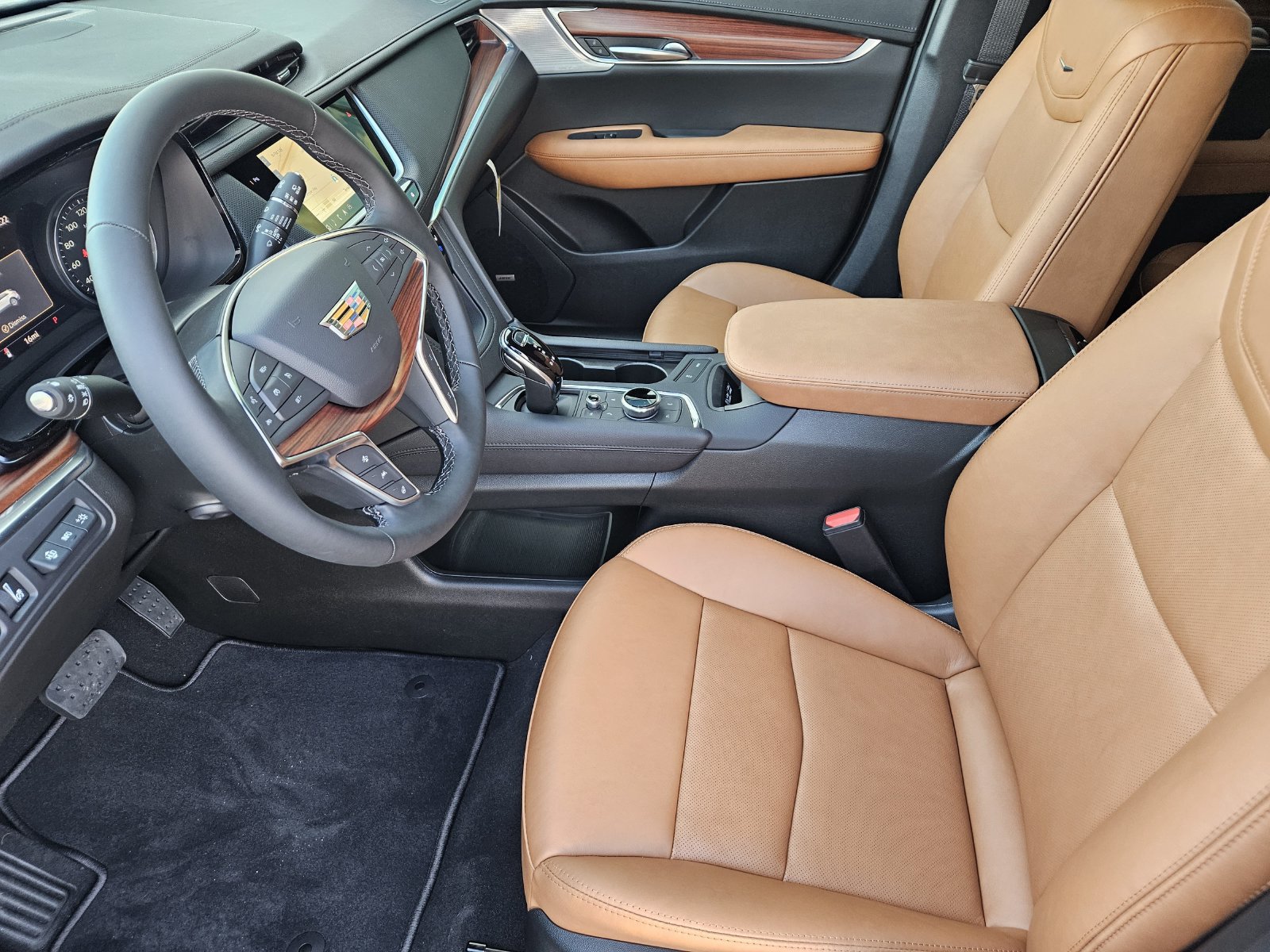 New 2026 Cadillac XT5 Premium Luxury w/ Driver Assist Package FWD image 15