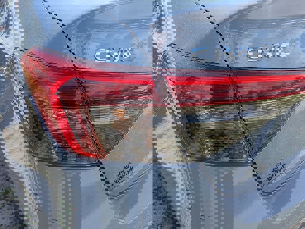 Used 2023 Honda Civic Sport image 6