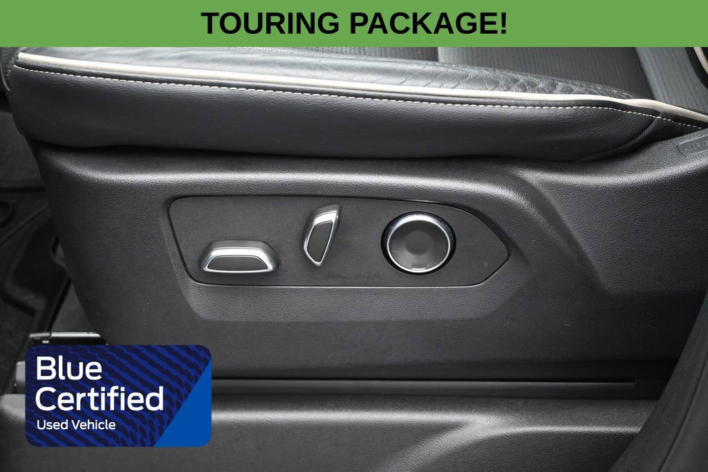 Used 2025 Cadillac Escalade Premium Luxury w/ Touring Package AWD/4WD image 8