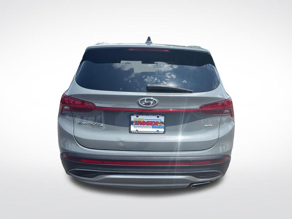 Certified 2021 Hyundai Santa Fe SE AWD/4WD image 4