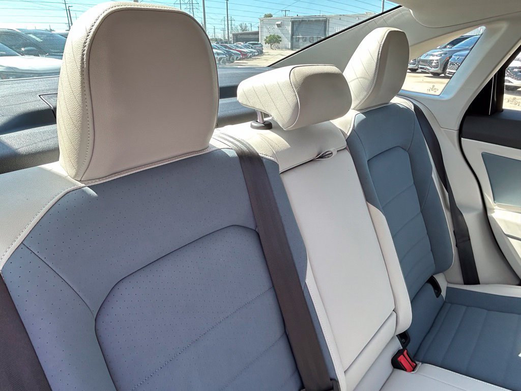Certified 2026 Volkswagen Jetta SE FWD image 40