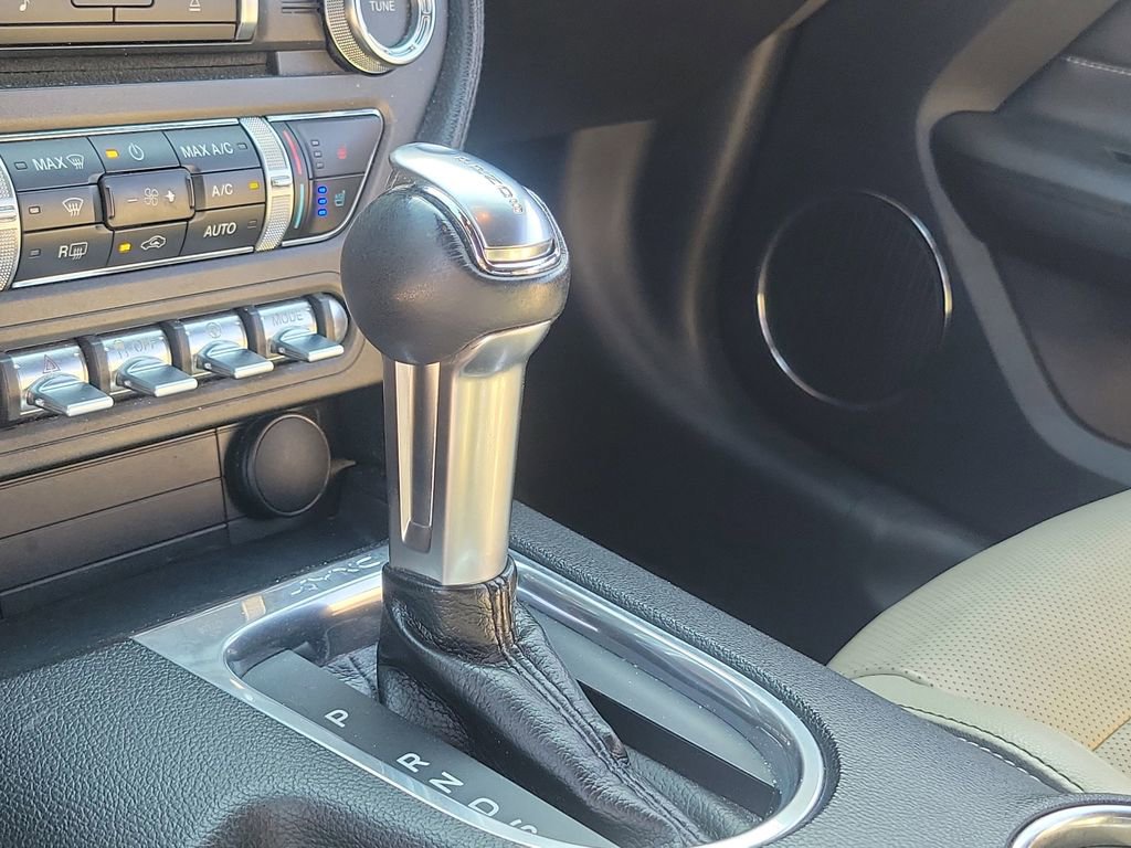 Used 2018 Ford Mustang Premium image 25