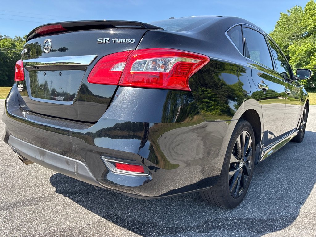 Used 2017 Nissan Sentra SR Turbo w/ SR Midnight Edition FWD image 5