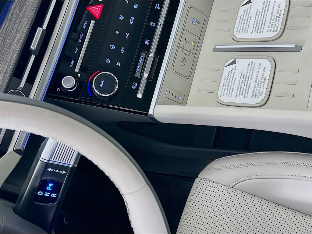 New 2026 Hyundai Santa Fe Calligraphy image 15