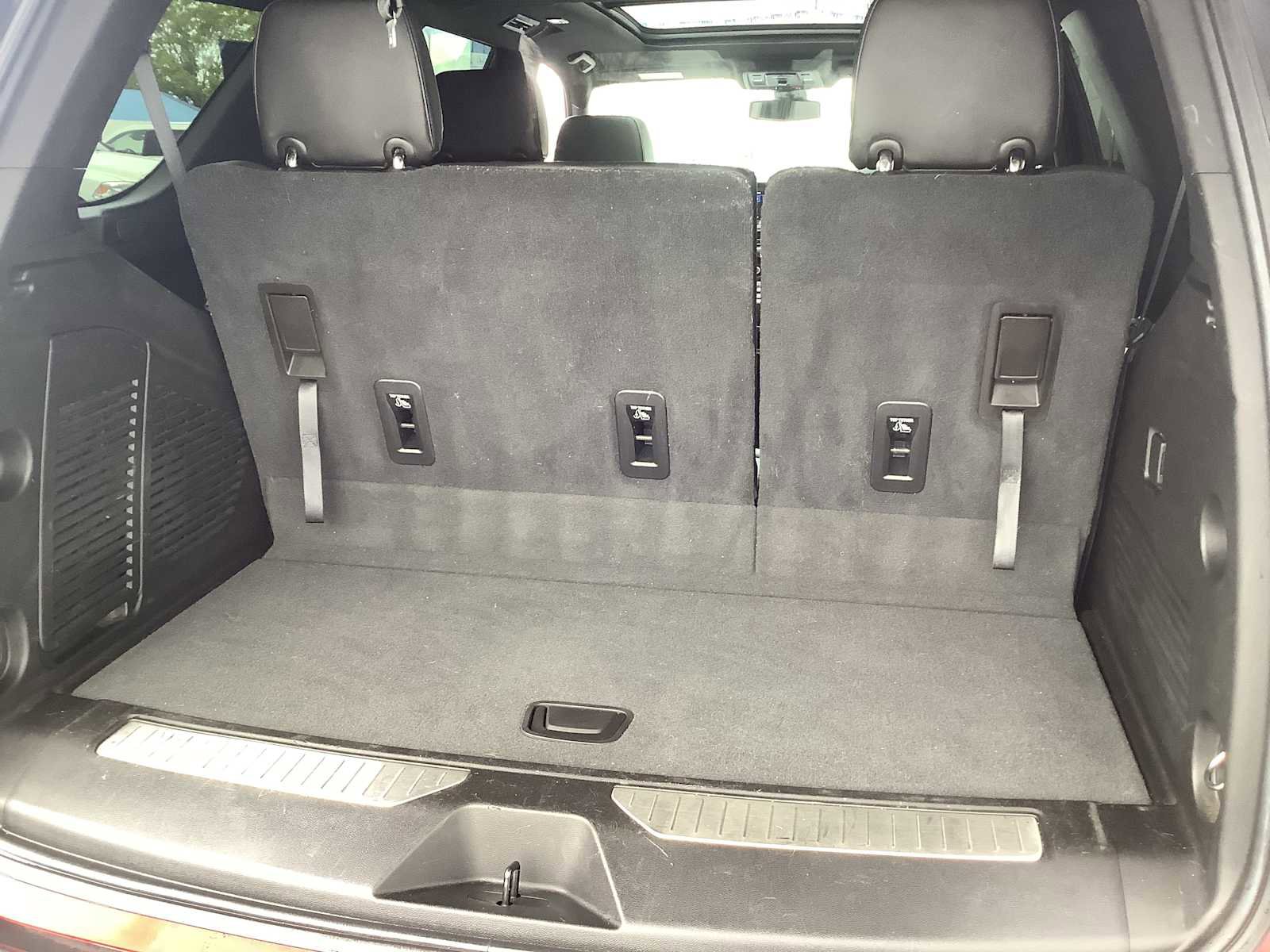 Used 2021 Chevrolet Tahoe Z71 image 19