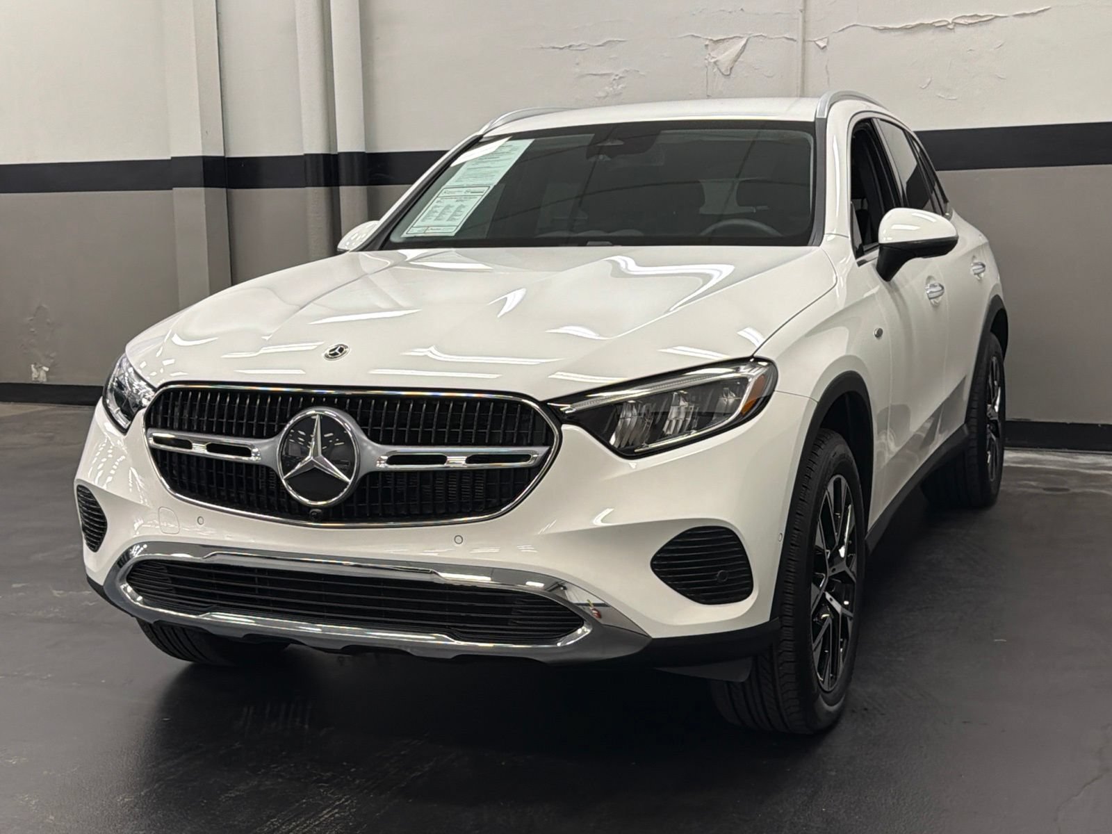 Certified 2025 Mercedes-Benz GLC 350e 4MATIC image 5