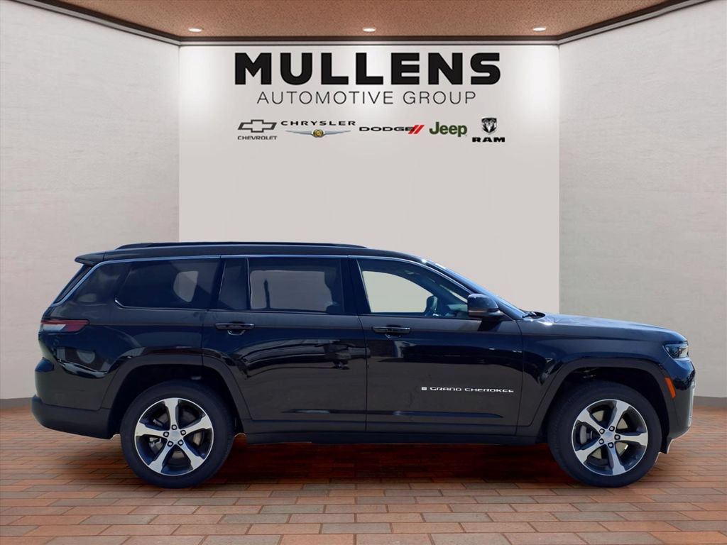 New 2026 Jeep Grand Cherokee L Limited w/ Trailer Tow Package AWD/4WD image 4