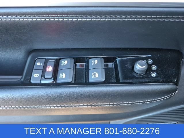 Used 2023 Jeep Wagoneer Series II w/ Premium Group I AWD/4WD image 32