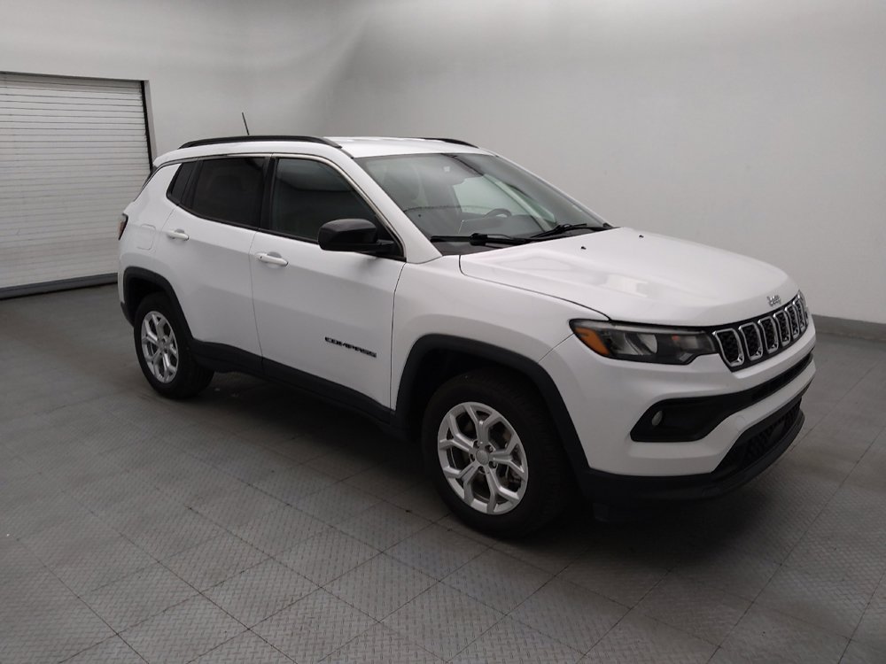 Used 2024 Jeep Compass Latitude AWD/4WD image 11