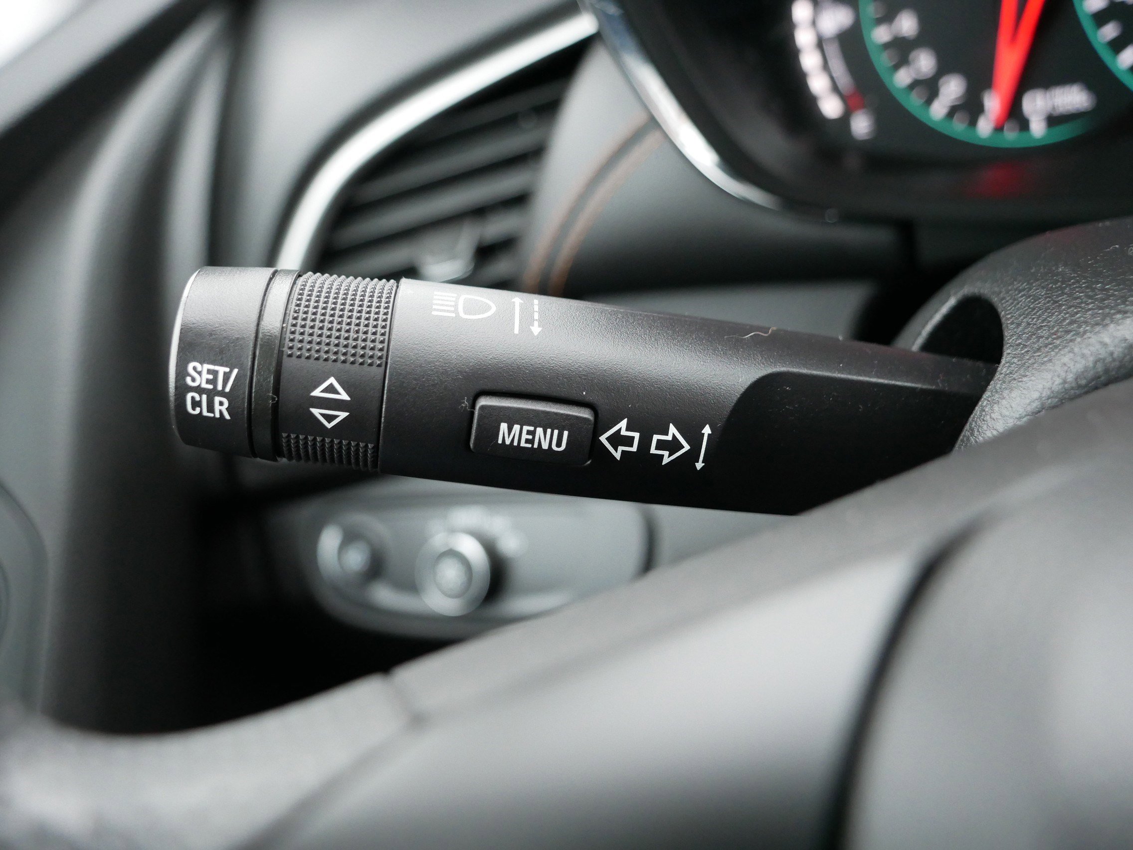 Used 2022 Chevrolet Trax LS w/ Tint and Cruise Package image 30