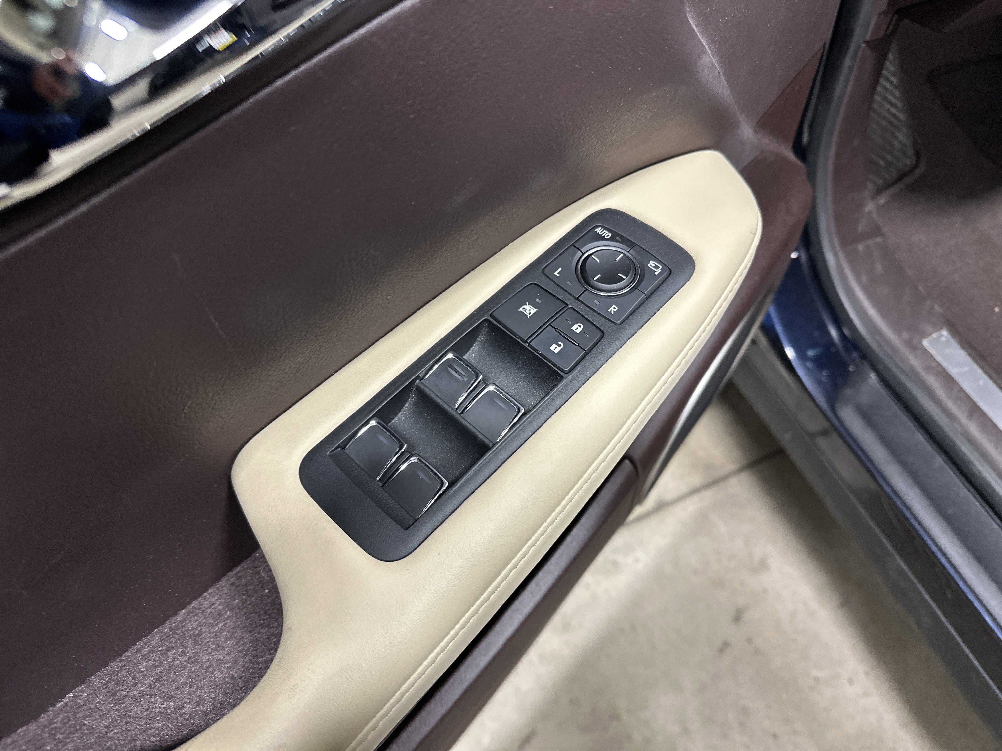 Used 2019 Lexus RX 350 AWD image 15