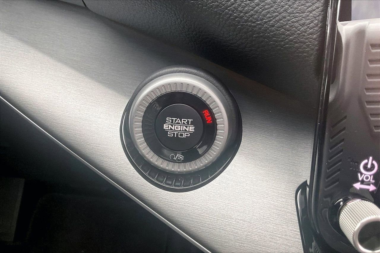 New 2026 Jeep Grand Wagoneer L Limited w/ Premium Group II image 20