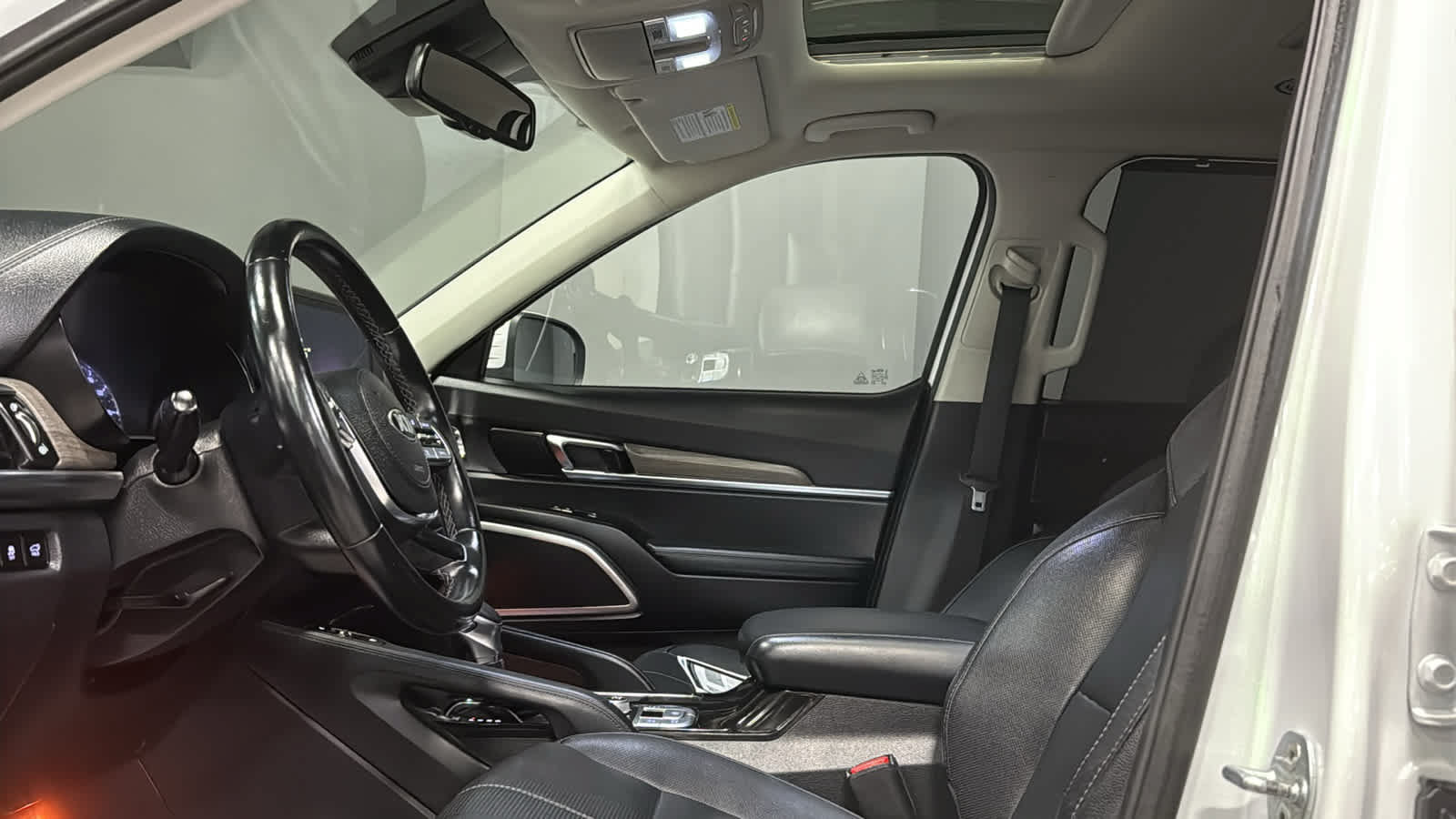 Used 2020 Kia Telluride EX w/ EX Premium Package AWD/4WD image 10