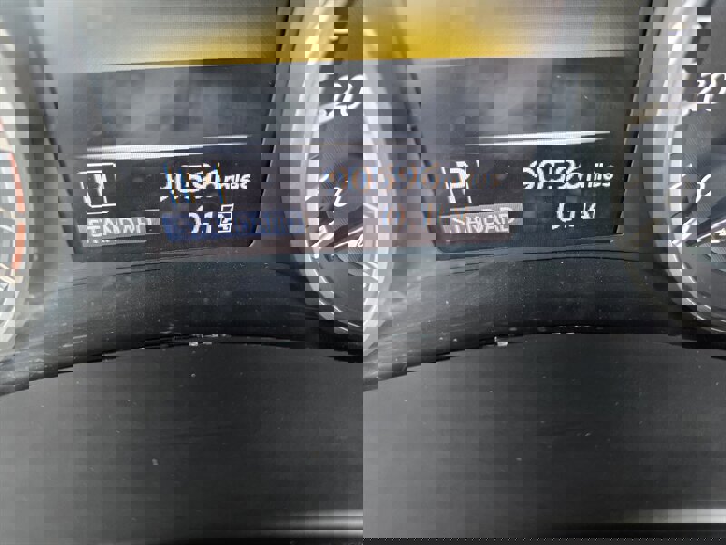 Used 2018 INFINITI Q50 Luxe w/ Essential Package (3.0T Luxe) image 17