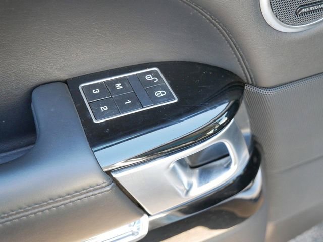 Used 2015 Land Rover Range Rover Supercharged image 14