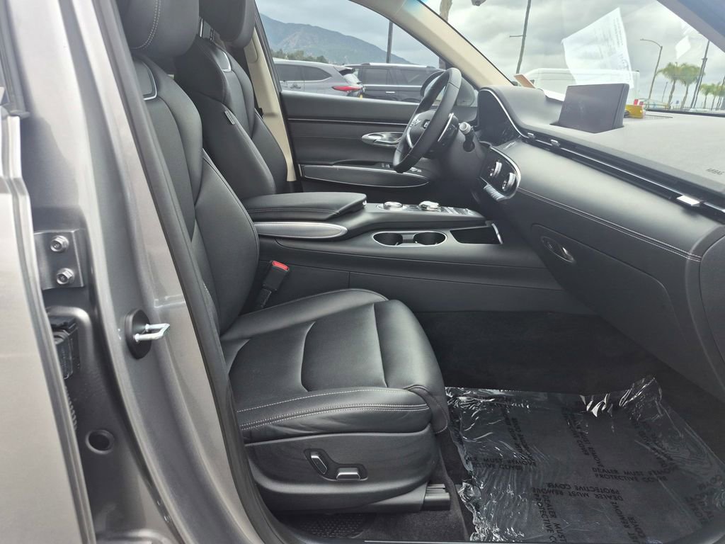 Used 2023 Genesis GV70 2.5T w/ Select Package image 33