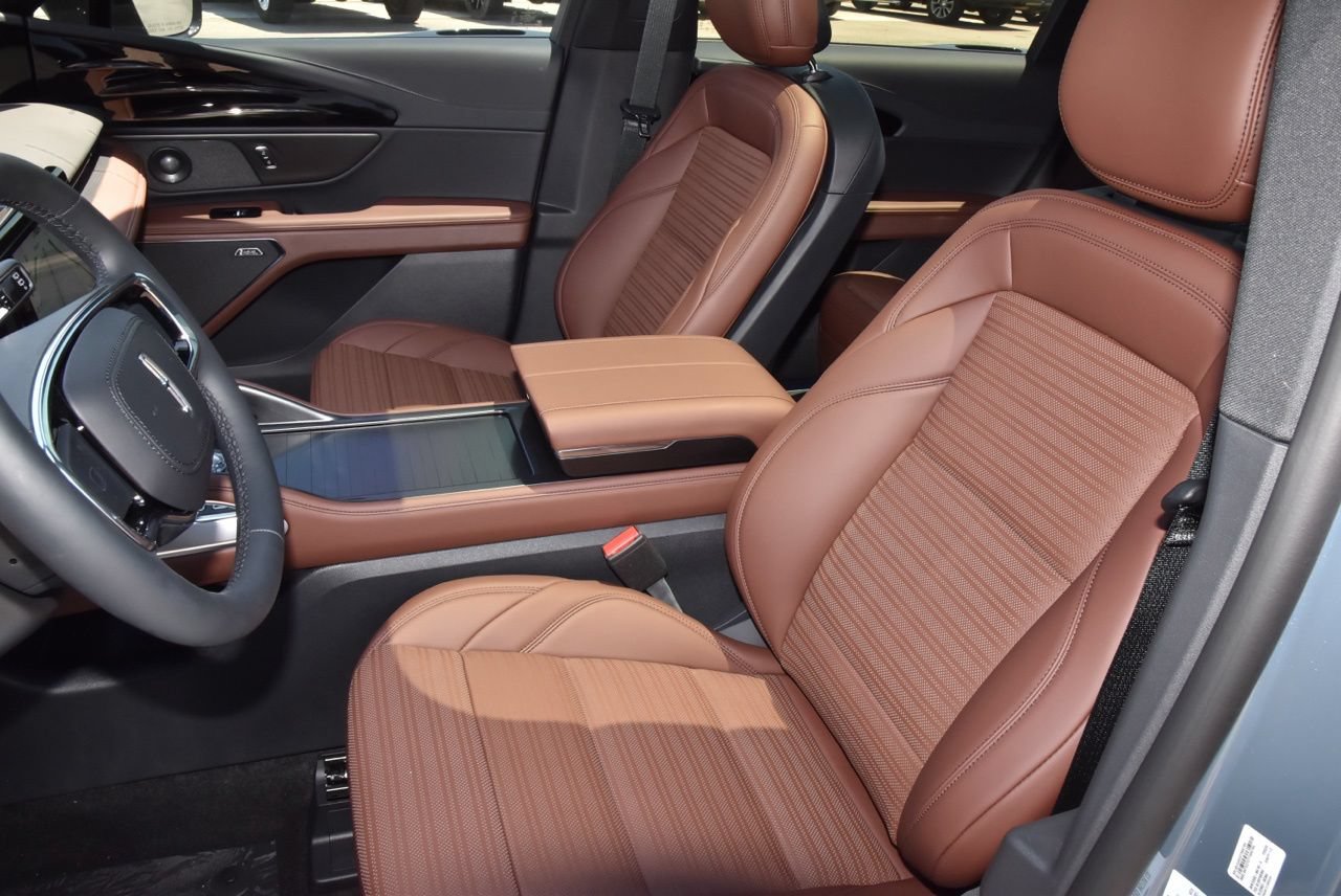New 2026 Lincoln Nautilus Reserve AWD/4WD image 62