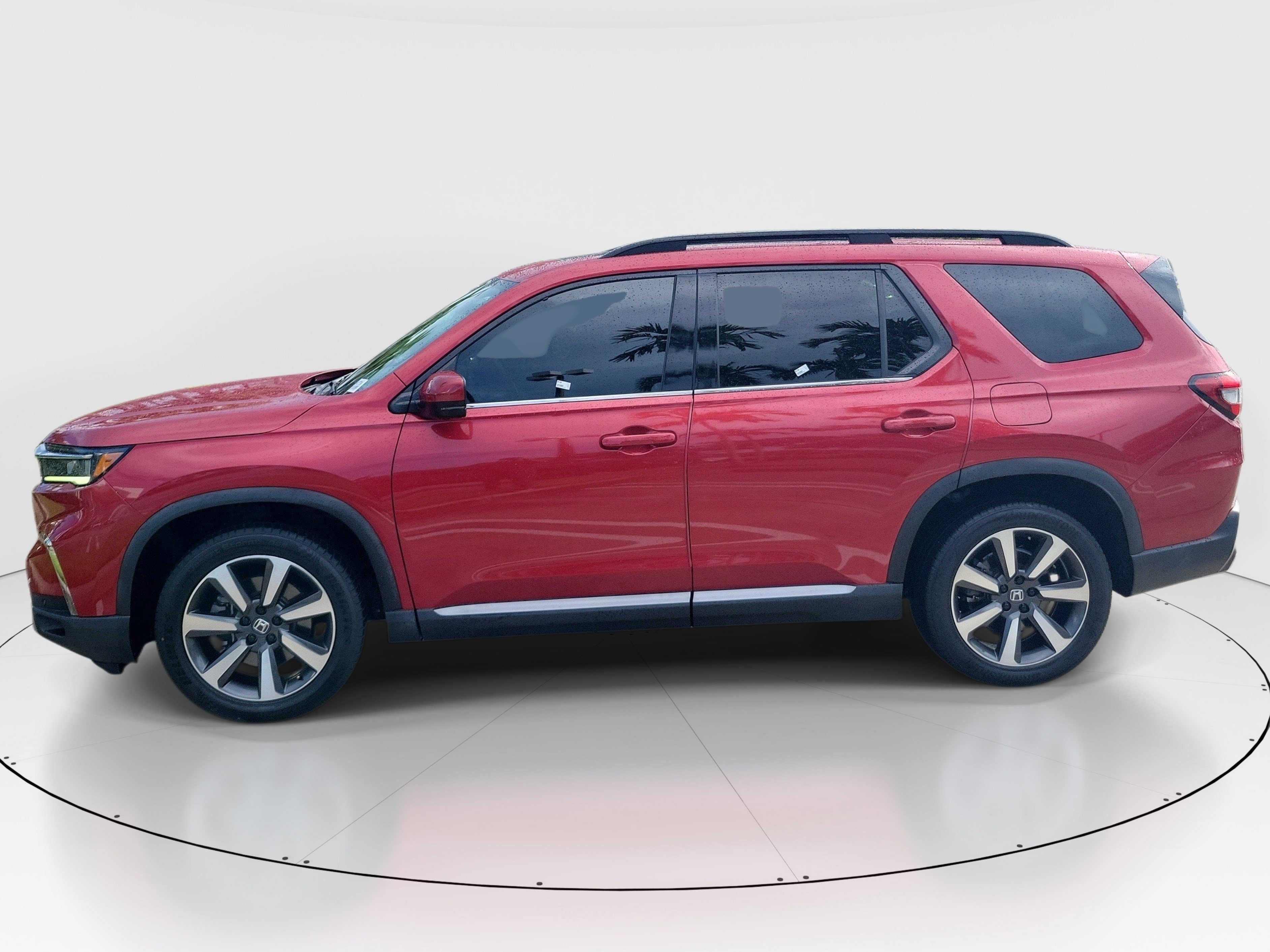 Used 2023 Honda Pilot Elite image 4