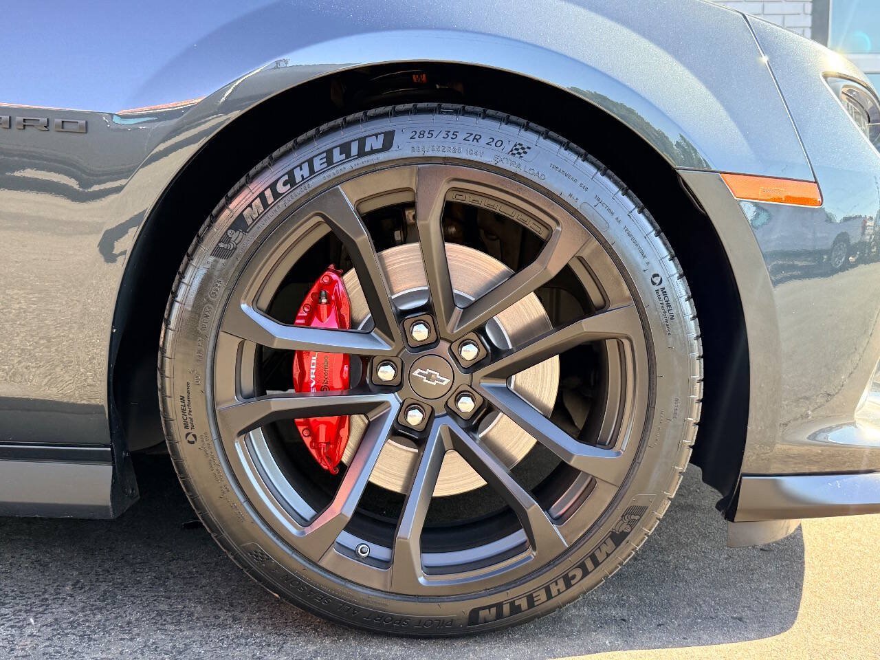 Used 2015 Chevrolet Camaro SS w/ SS Performance Package RWD image 13