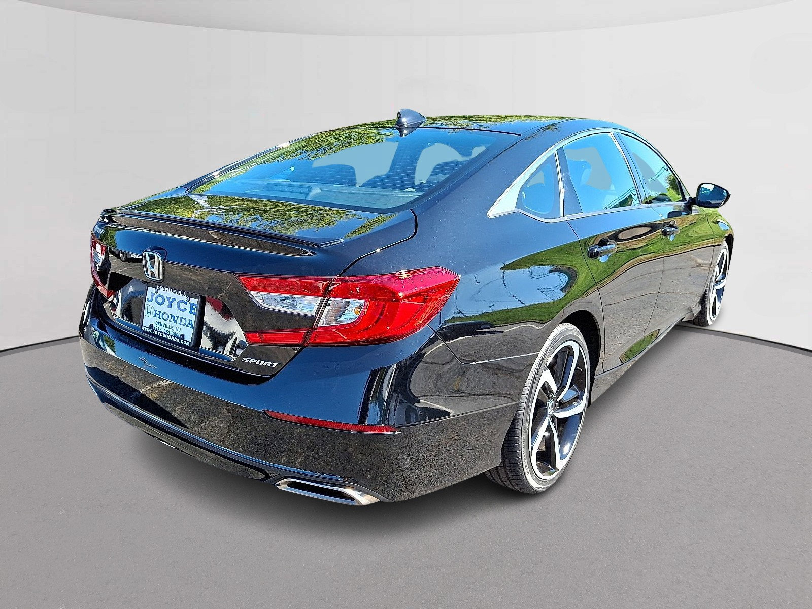 Used 2022 Honda Accord Sport image 10