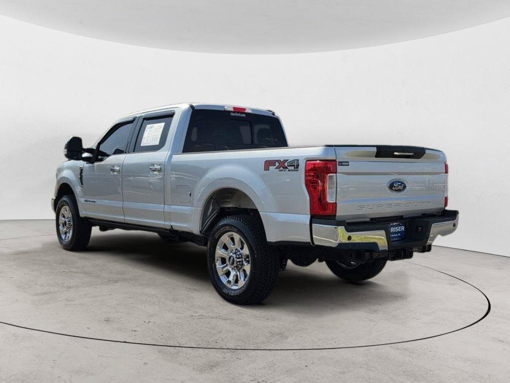 Used 2018 Ford F250 Lariat w/ Lariat Ultimate Package AWD/4WD image 5
