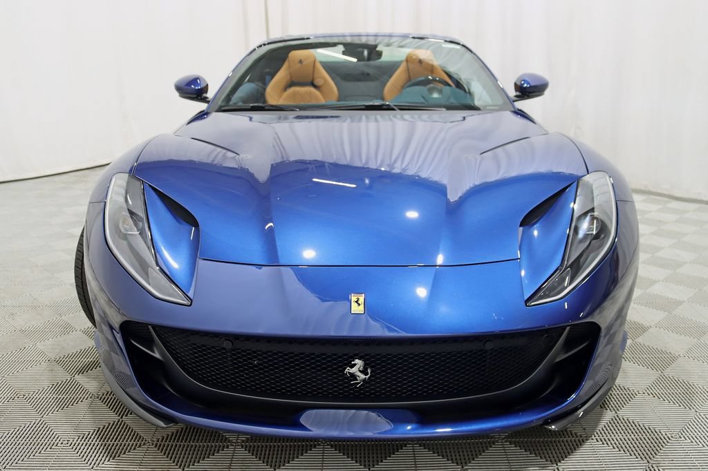 Used 2021 Ferrari 812 GTS RWD image 11