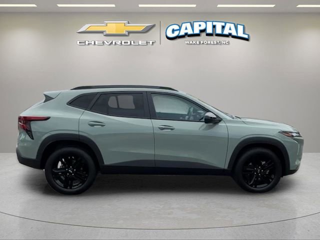 Used 2026 Chevrolet Trax ACTIV w/ Sunroof Package FWD image 6