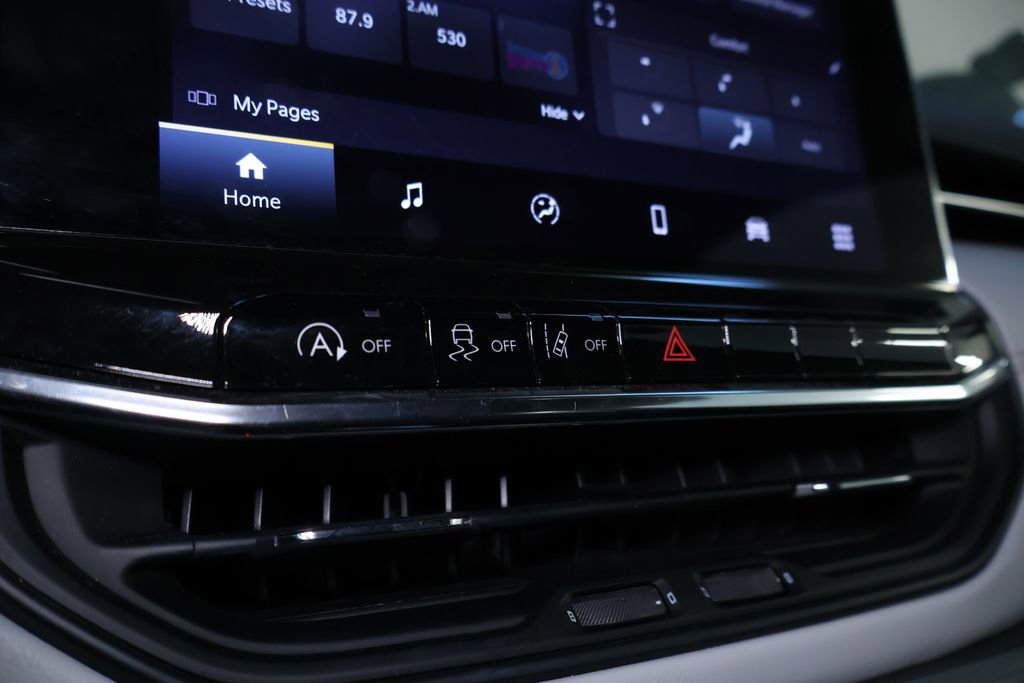 Used 2022 Jeep Compass Limited image 34