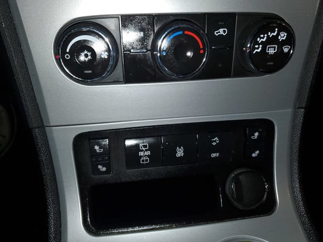 Used 2012 GMC Acadia SLE FWD image 20