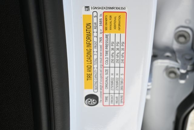 Used 2021 Chevrolet Suburban RST w/ Luxury Package image 30