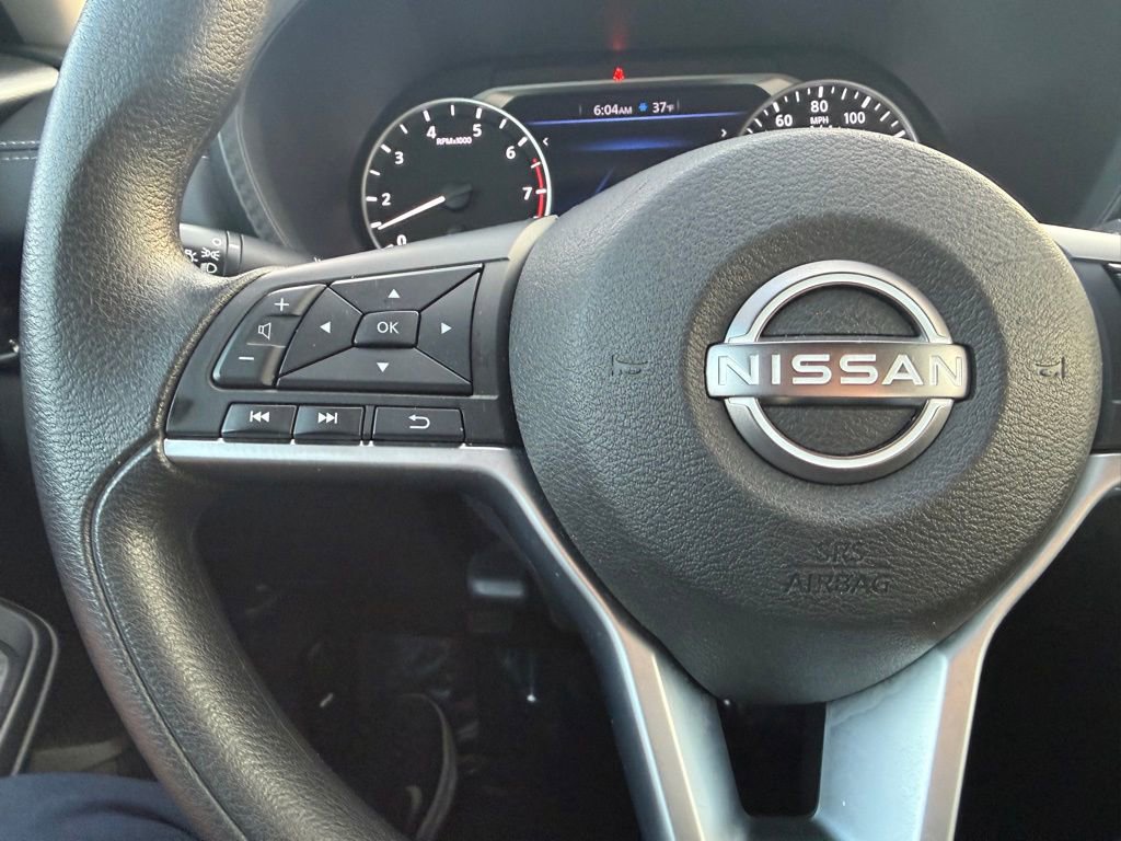 Used 2024 Nissan Sentra SV image 24