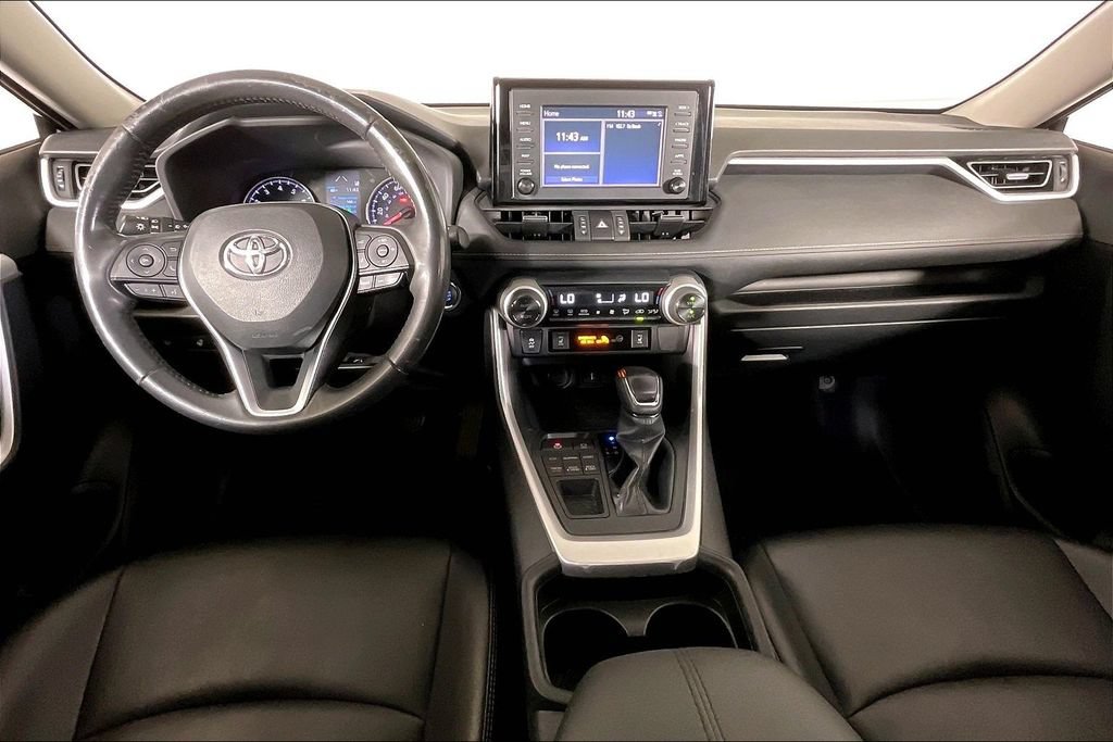 Used 2019 Toyota RAV4 XLE Premium w/ Cold Weather Package AWD/4WD image 15