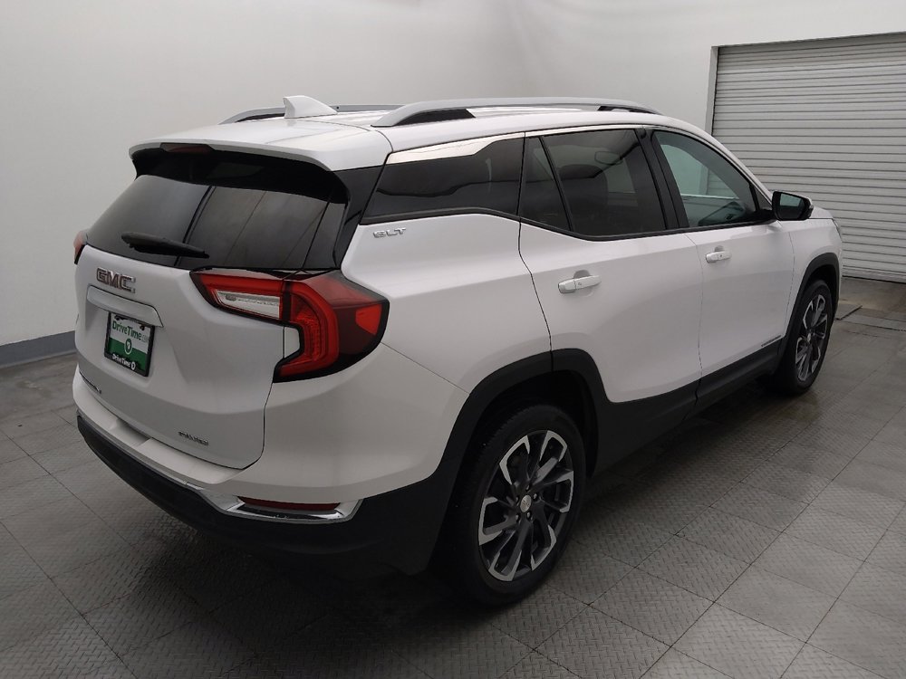 Used 2024 GMC Terrain SLT w/ LPO, Floor Liner Package image 9