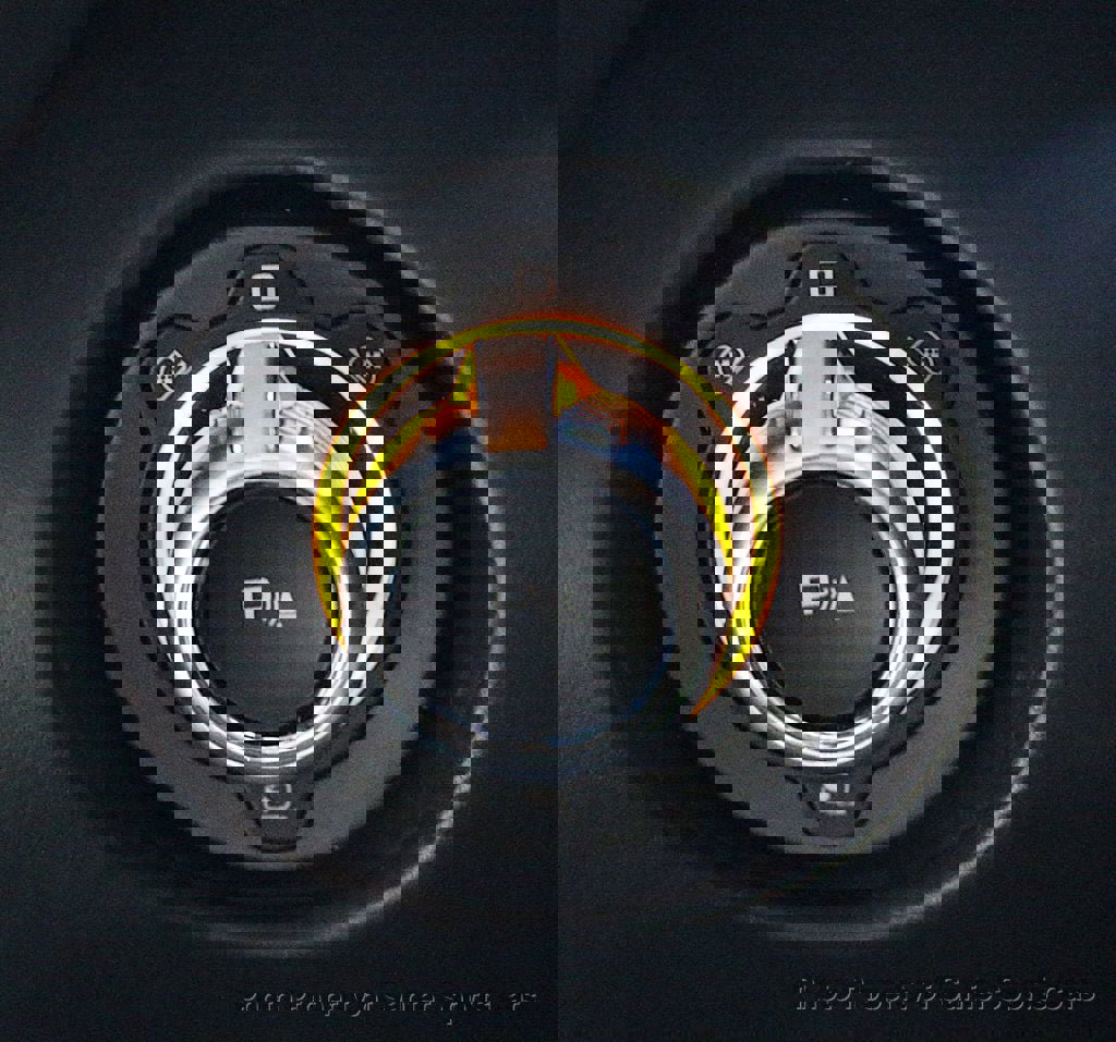 Used 2018 McLaren 720S Luxury RWD image 36